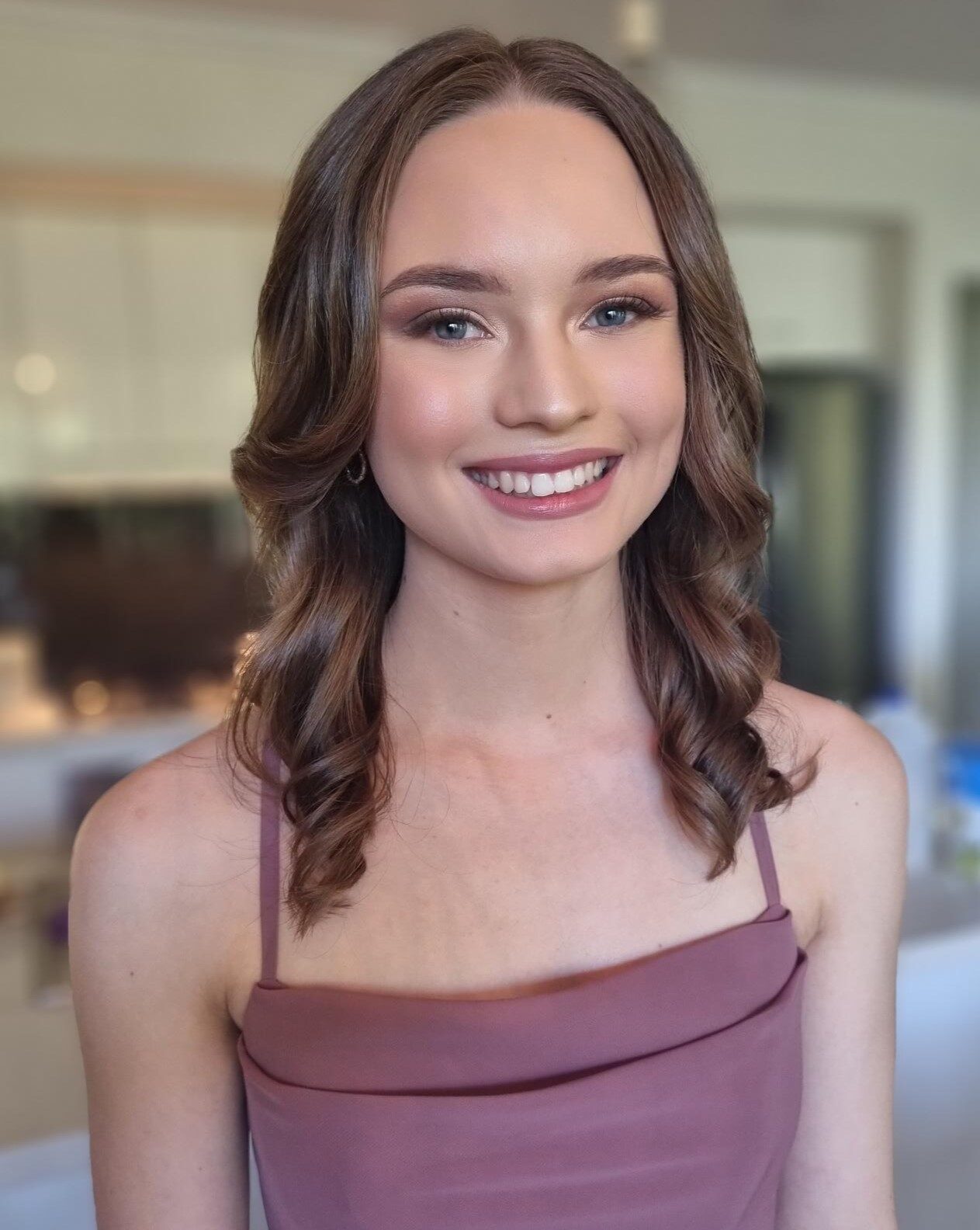 hair and makeup look by lou lou belles